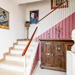 Villa Adrian *