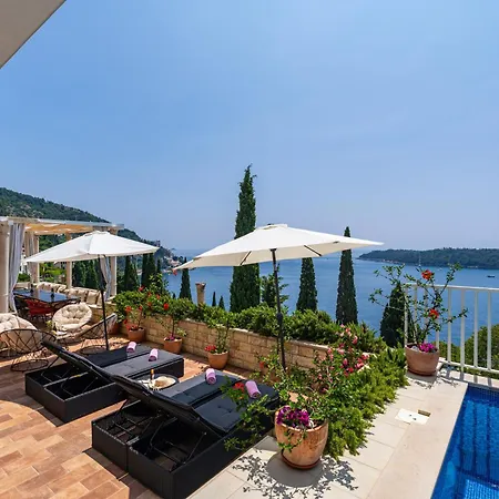 Adrian Ντουμπρόβνικ